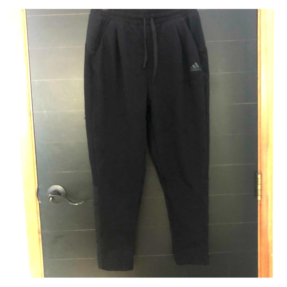[adidas] black pant.